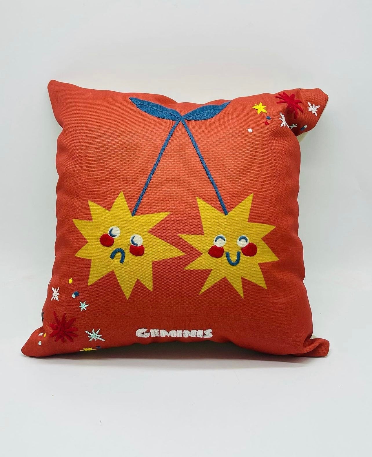 LIQUIDACION FUNDAS BORDADAS