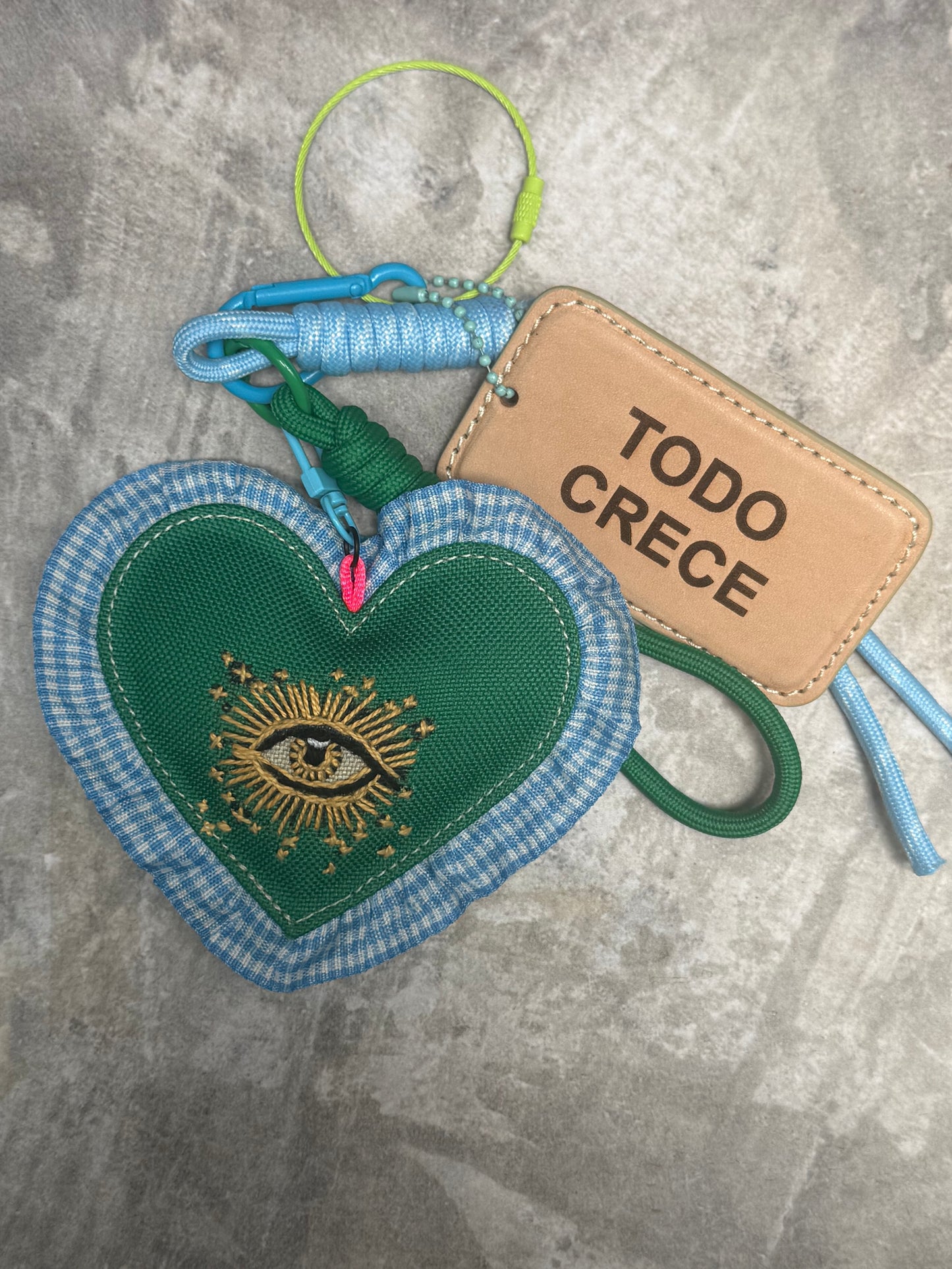 CORAZONES PARA LLEVAR