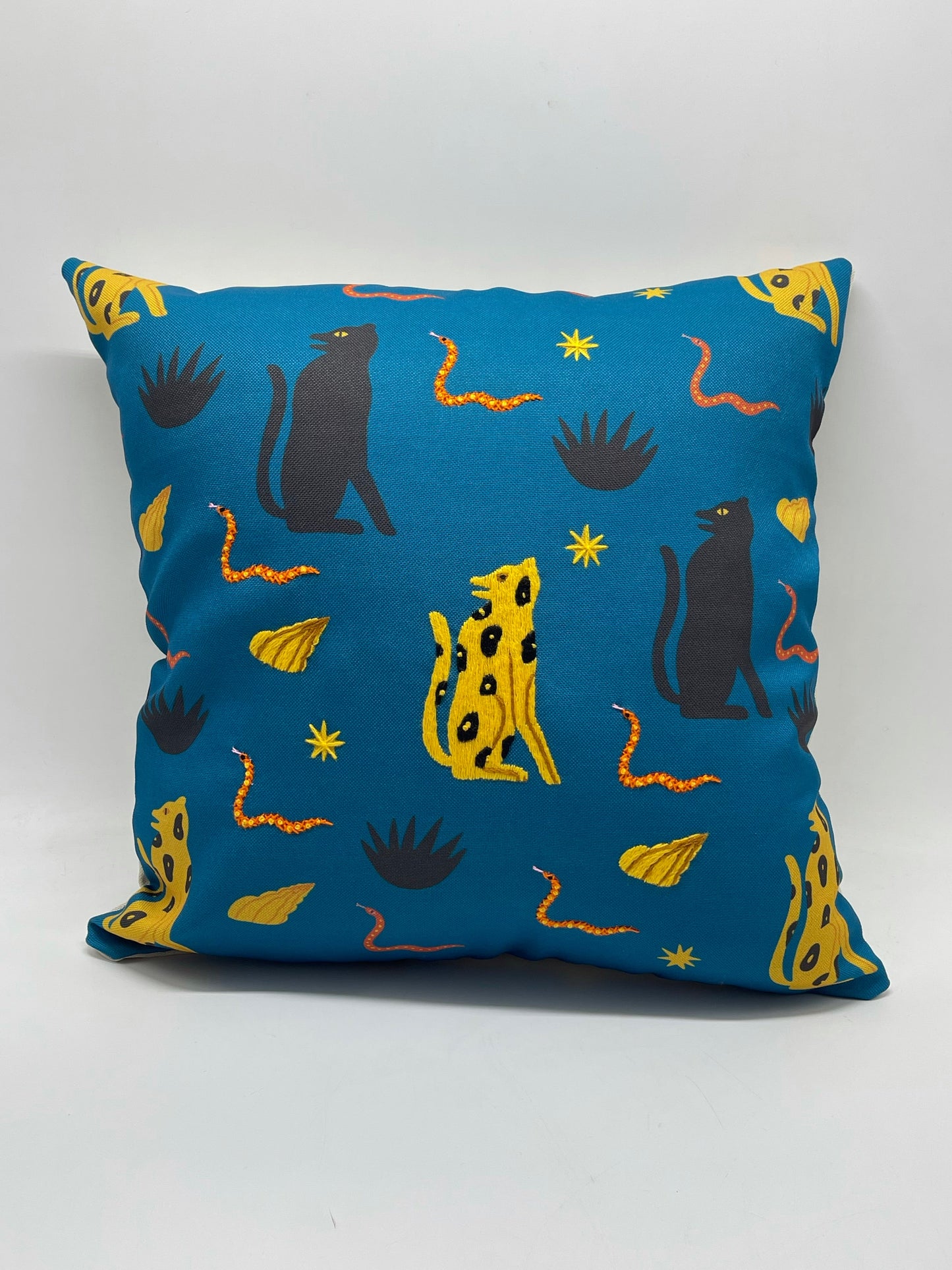 FUNDAS BORDADAS